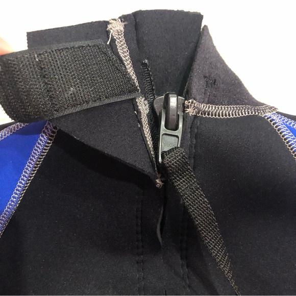 NeoSport 2.5mm Youth size 12 Black Shorty Wetsuit - Picture 7 of 8